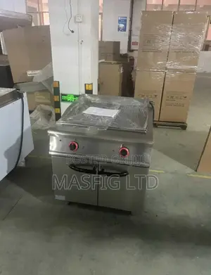 Commercial Gas Flat-Top Griddle With Cabinet
