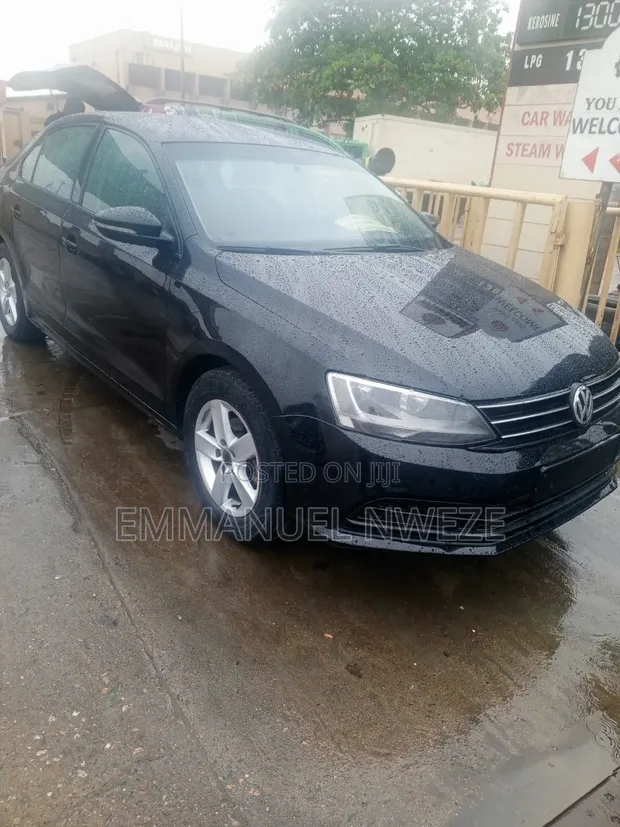 Volkswagen Jetta 1.8T SEL 2016 Black - 1