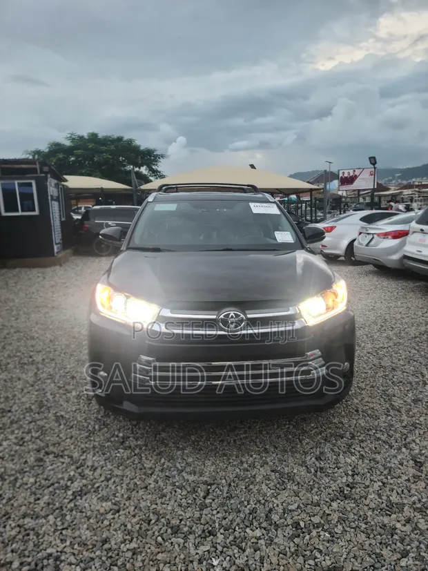 2017 Toyota Highlander Limited Platinum 4x4 V6 Black - 1