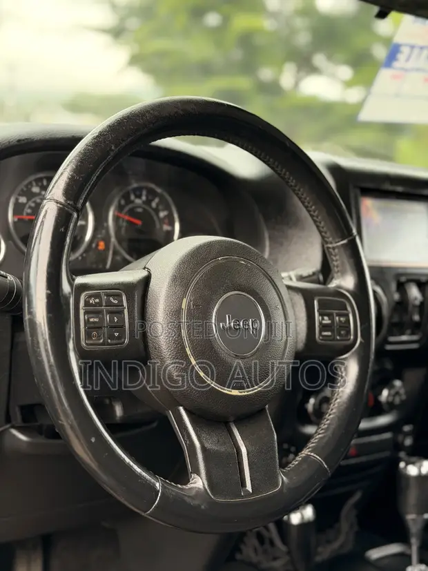 Jeep Wrangler Unlimited Sport 2013 Black - 1