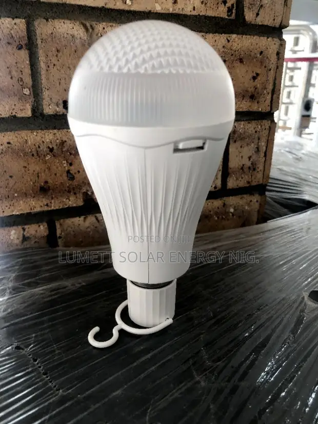 DP 9W Rechargeable LED Emergency Bulb - 1