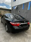 2016 Toyota Camry SE Sedan - 3
