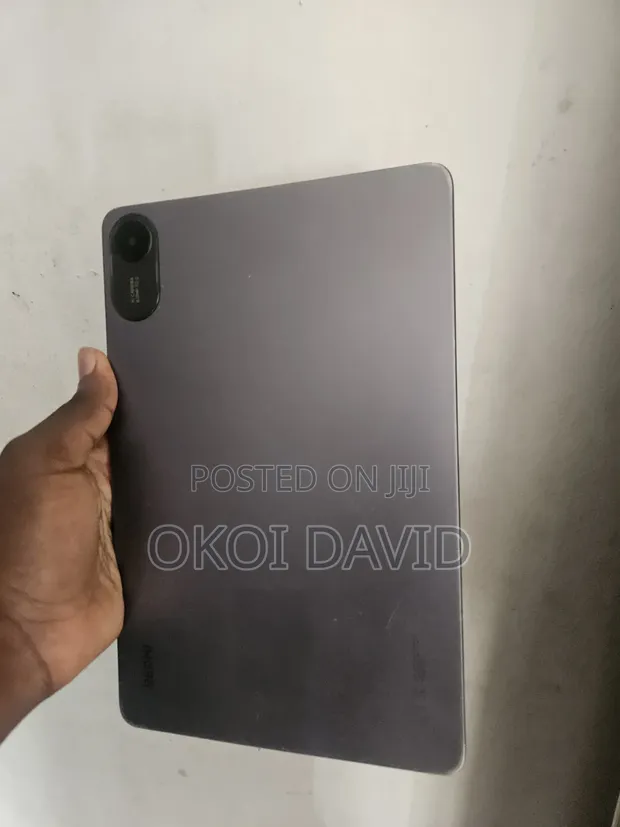 Xiaomi Redmi Pad 2 128GB Gray (Cracked Screen) - 1