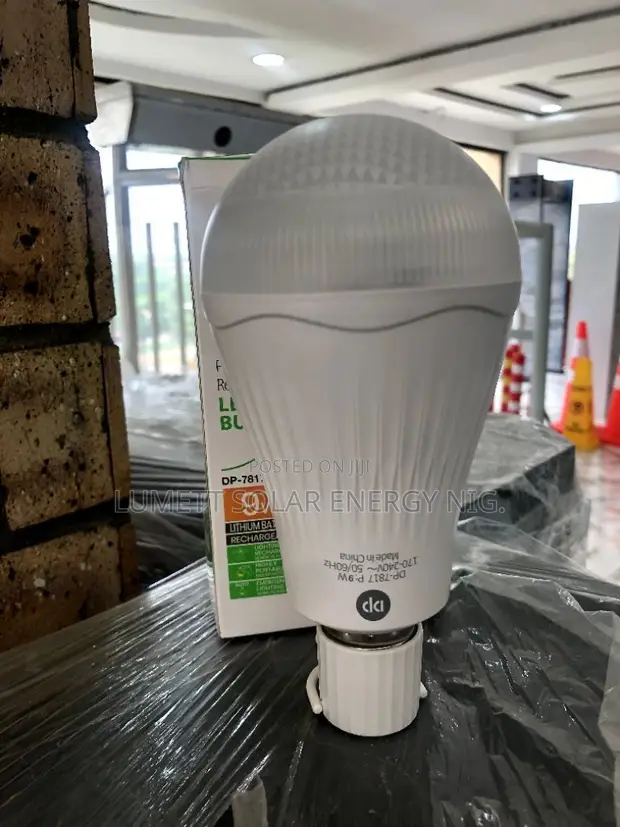 DP 9W Portable Rechargeable LED Light - 1