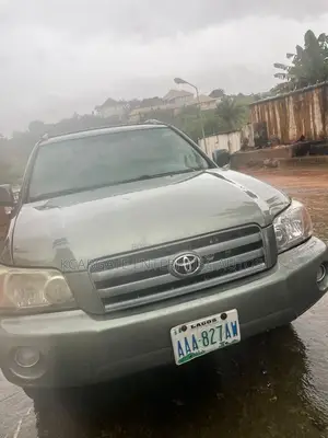 Toyota Highlander Limited V6 2005 Gray