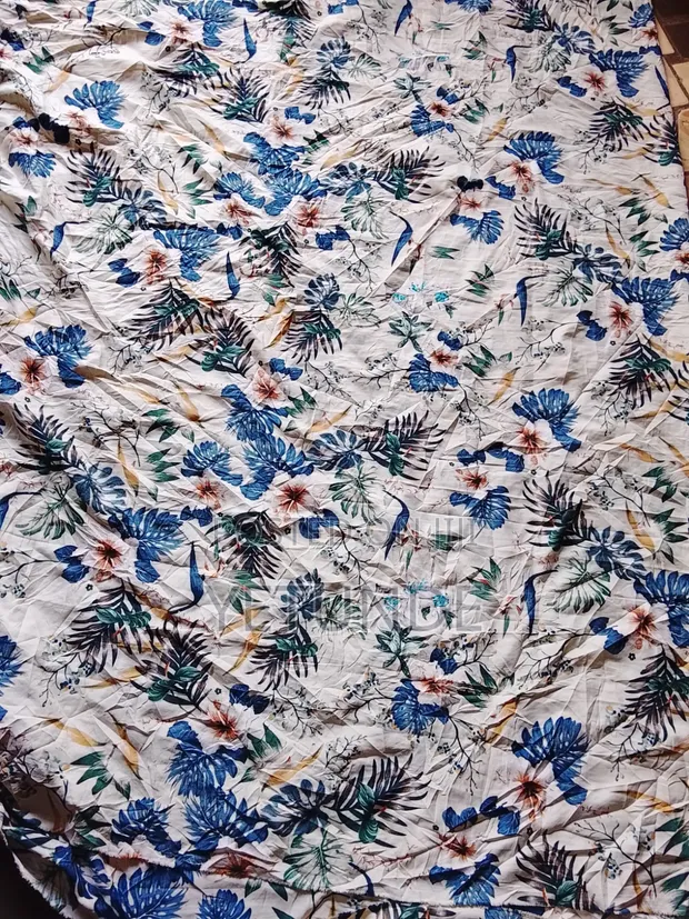 Bale Materials - Flowery & Plain Prints - 1