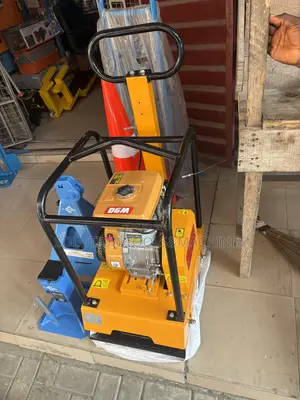 Robin C120 Plate Compactor (120kg)