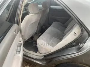 Toyota Camry 2004 Gray