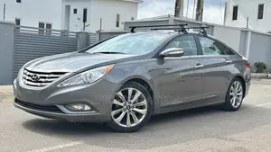 2013 Hyundai Sonata Limited 2.0T Sedan - Gray