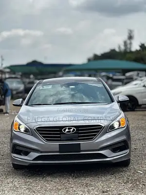 2015 Hyundai Sonata Sport 2.0T Sedan - Kai tsaye daga Belgium