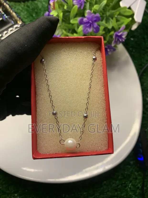 Pearl Bead Pendant Necklace - Silver Color - 1