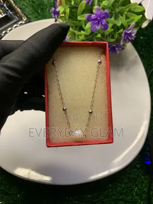 Pearl Bead Pendant Necklace - Silver Color