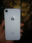 Apple iPhone XR 64GB White - 1