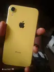 Apple iPhone XR 128GB Yellow - 1