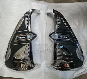 Toyota Hilux Rear Light Chrome Set (Latest)