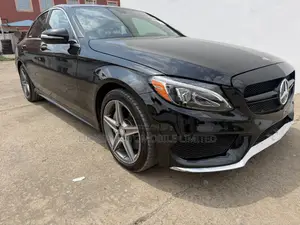 2015 Mercedes-Benz C300 4Matic Luxury Sedan