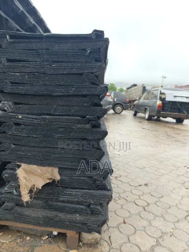 Vella Mega Roof Shingle Tiles - 1