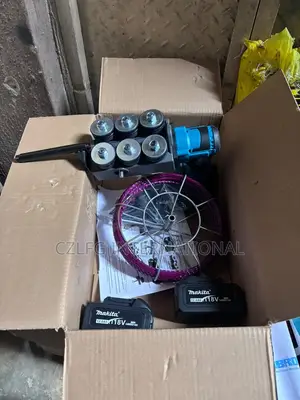Makita Cordless Wire Puller Machine