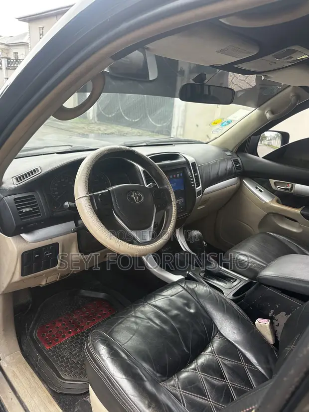 Toyota Land Cruiser Prado 2008 Black - 1