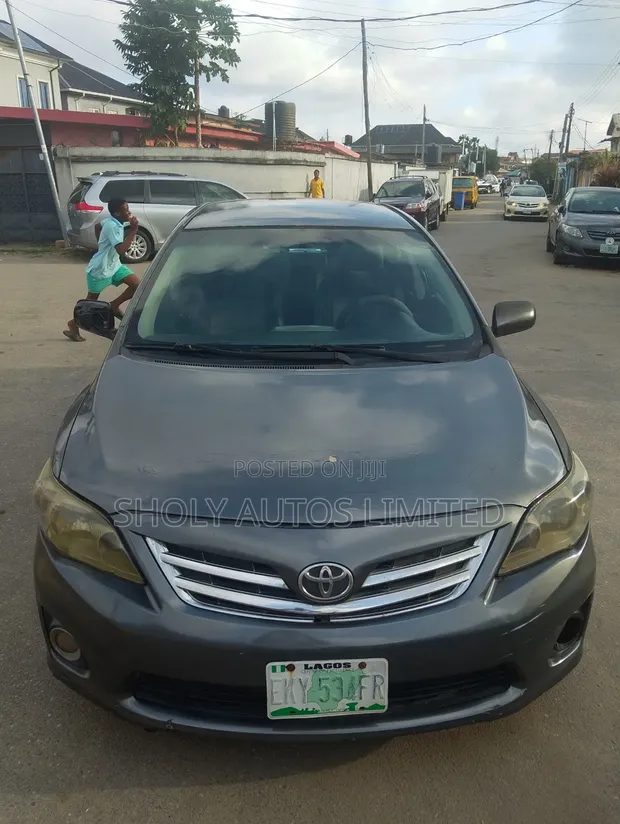 2010 Toyota Corolla LE Sedan - Registered, Upgraded - 1