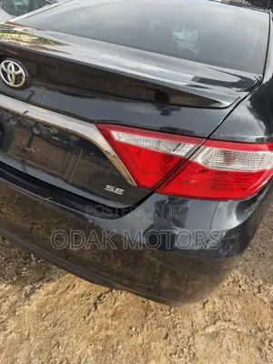 2016 Toyota Camry SE 2.5L Petrol Sedan - Direct Belgium