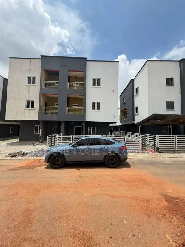 5-Bedroom Townhouse/Terrace for Rent in Katampe Extension, Abuja - 1
