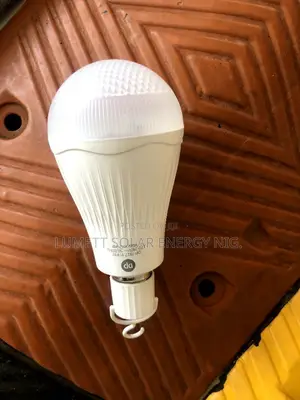 DP 9W Energy-Saving Rechargeable LED Bulb