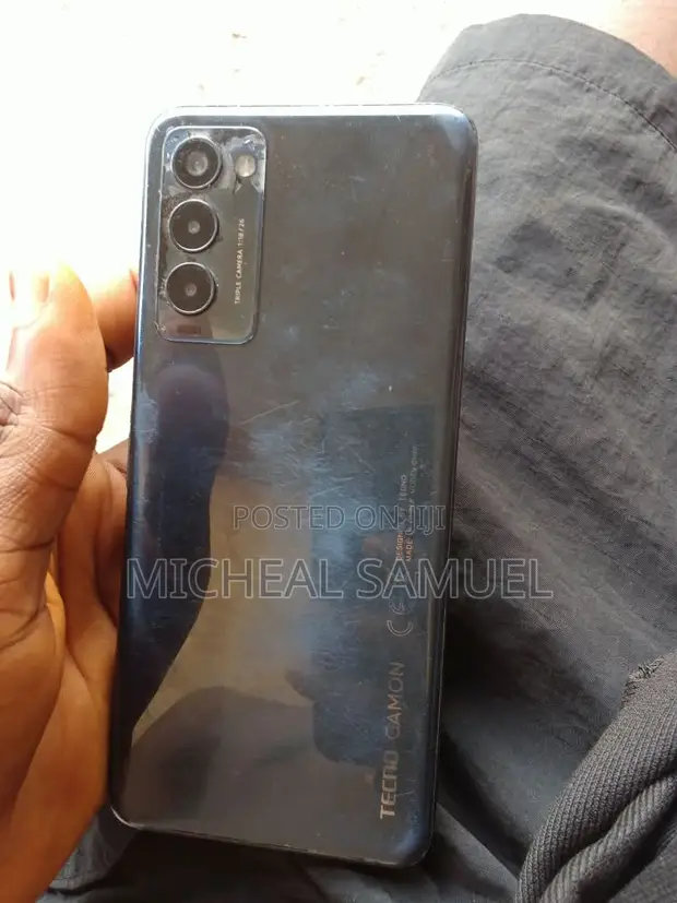 Tecno Camon 18 128GB Blue - 1
