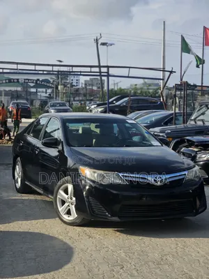 2014 Toyota Camry LE Sedan