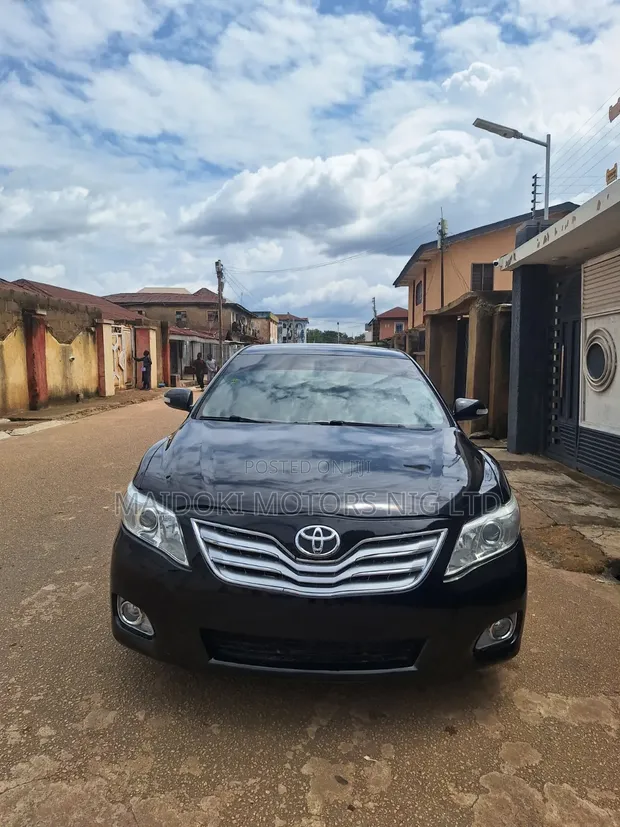 Toyota Camry 2009 Black - 1