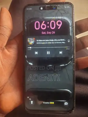 Tecno Spark 30C 128GB Black (Cracked Screen)