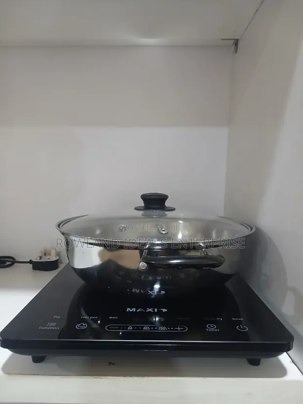 Maxi 2100W Induction Cooker - 1