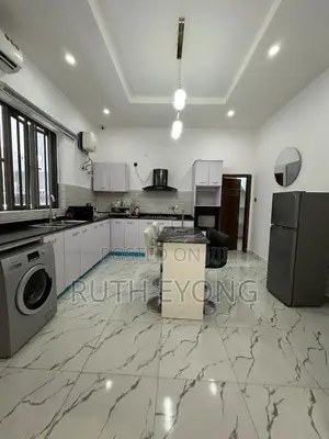 Gidan Kayan Daki 4 Bedroom Don Hayarwa a Ikate, Lagos