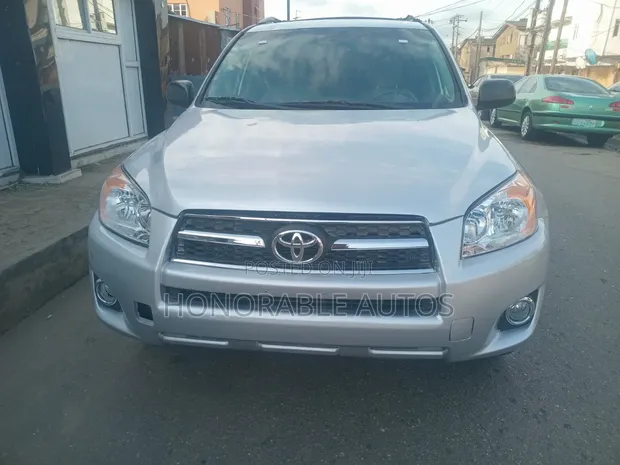 Toyota RAV4 2.5 4x4 2011 Silver - 1