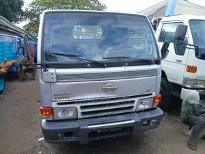 Nissan Cabstar New Model Face Diesel Truck