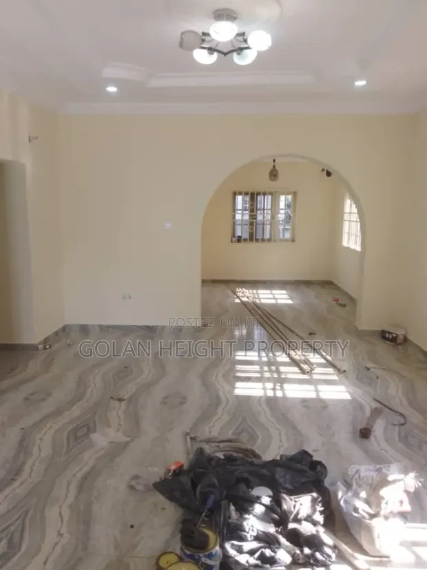 3 Bedroom Bungalow for Rent in Gwarinpa, Bunkoro - 1