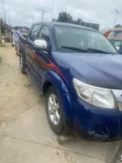 Toyota Hilux 2010 Blue - 3