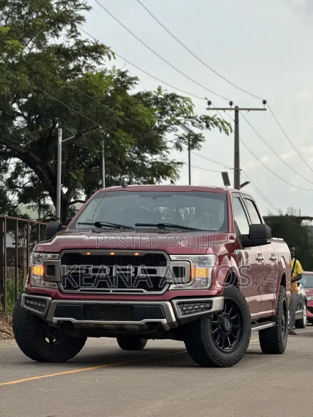 2020 Ford F-150 XLT 4x2 Regular Cab - 1