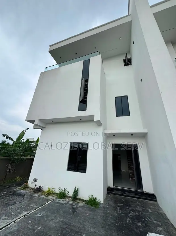 4 Bedroom Duplex with BQ in Gold Town Estate, Port Harcourt - 1