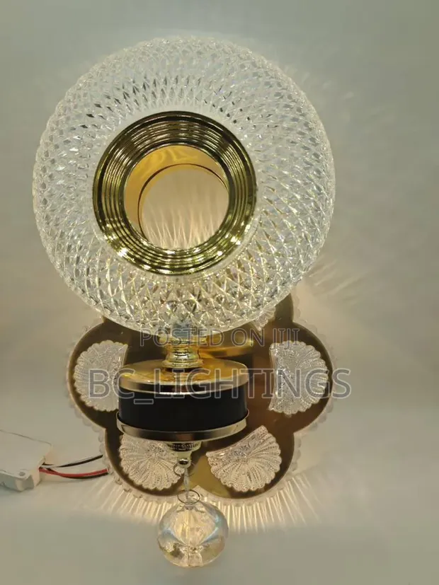 Modern Resin Leaf Wall Lamp - Indoor Light - 1