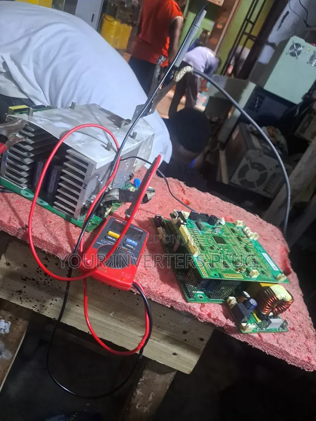 Solar Inverter & Charge Controller Repair - 1