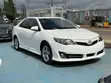 2013 Toyota Camry SE Sedan - Wannan Yayi Amfani Dashi A Kasashen Waje - 4