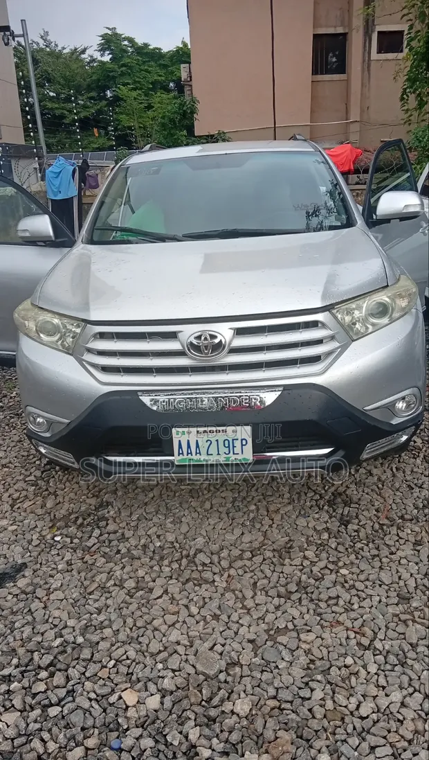 Toyota Highlander 2008 Silver - 1