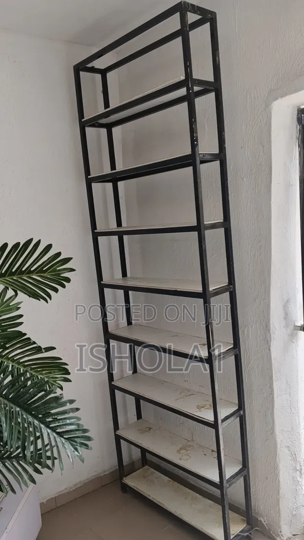 Iron Maiden 9-Step Ladder Stand Hangers - 1