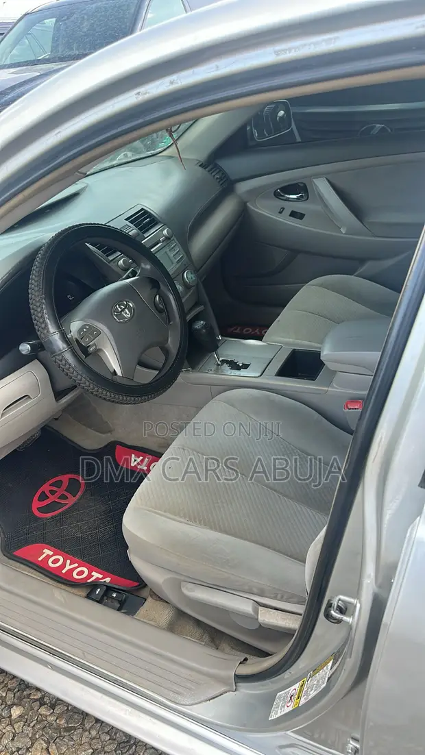 Toyota Camry 2006 Silver - 1