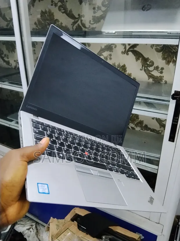 Lenovo ThinkPad T470s Laptop - Core i5, 8GB RAM, 256GB SSD - 1