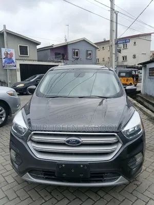 Ford Escape SE 2017 Laun Farar