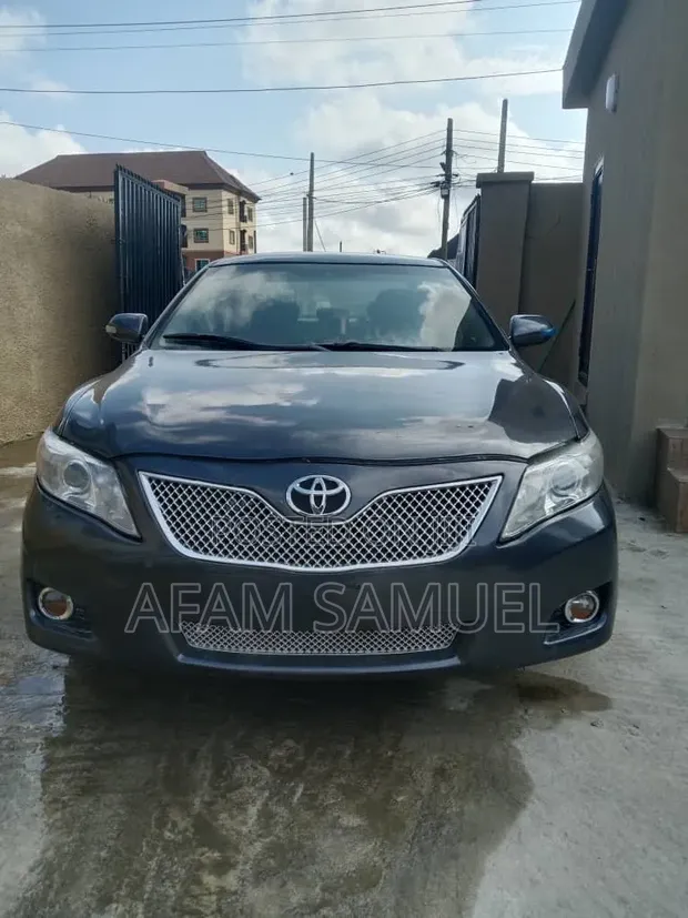 Toyota Camry LE 2009 Gray - 1
