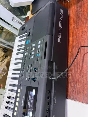 Yamaha PSR-E483 Electronic Keyboard