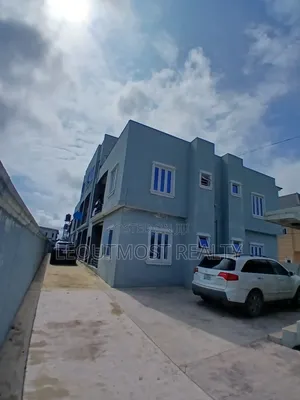 3 Bedroom Penthouse Apartment for Rent in Abijo